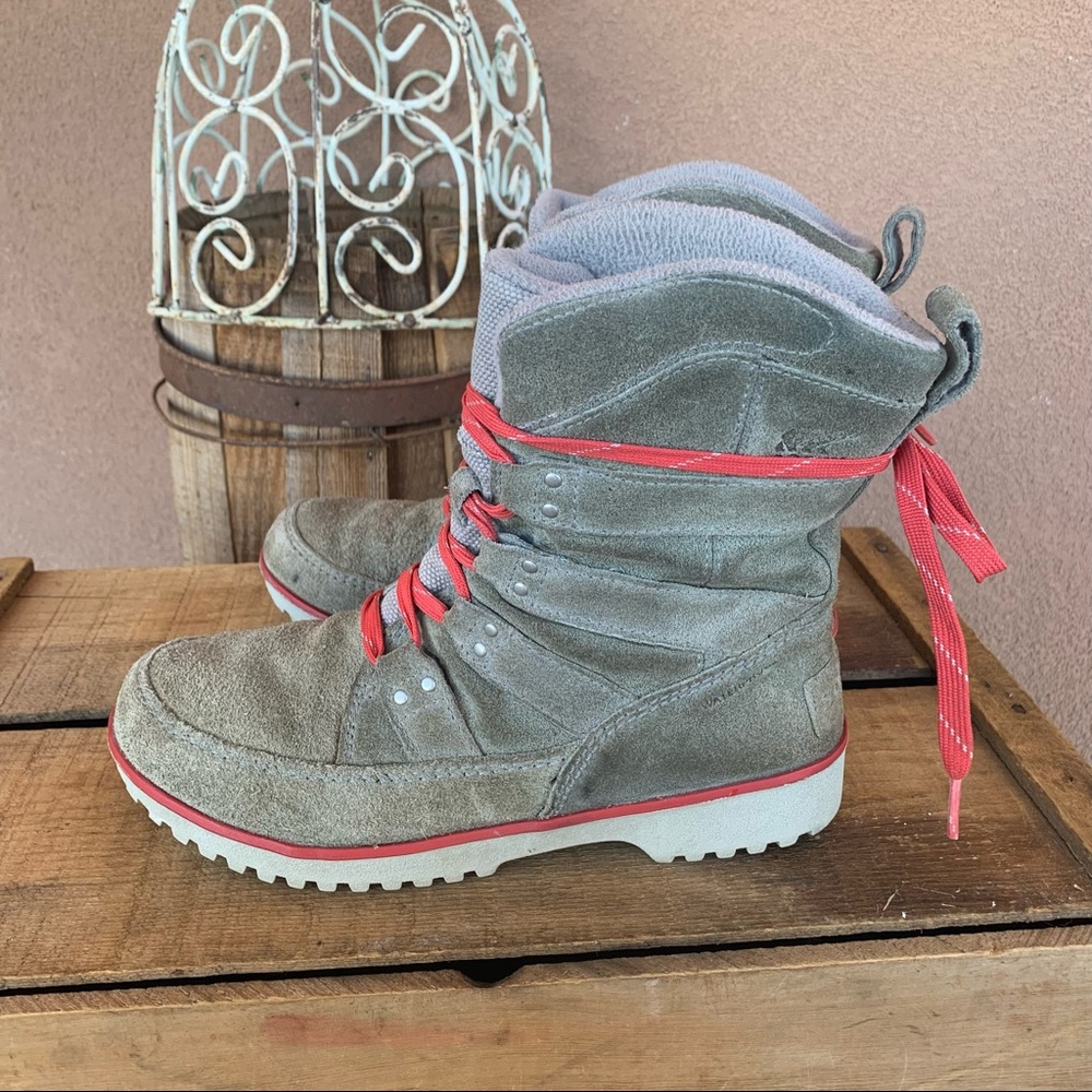 Sorel Women’s Meadow Winter Boot